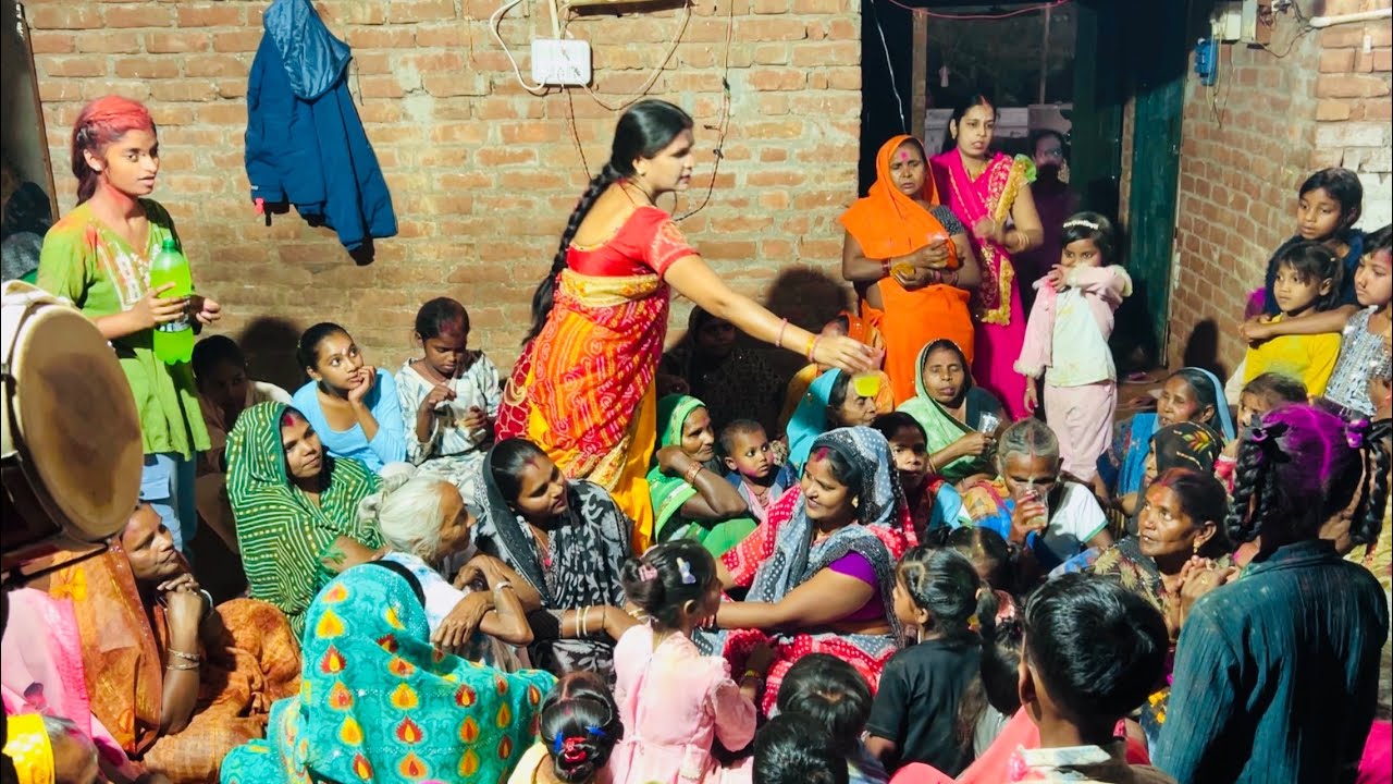 आखिर क्यों आना पड़ा पूरे गाँव के लोग मेरे घर🤷‍♀️आज तो मेरा इतना बड़ा घर छोटा पड़ गया🌺पहली बार निकली 