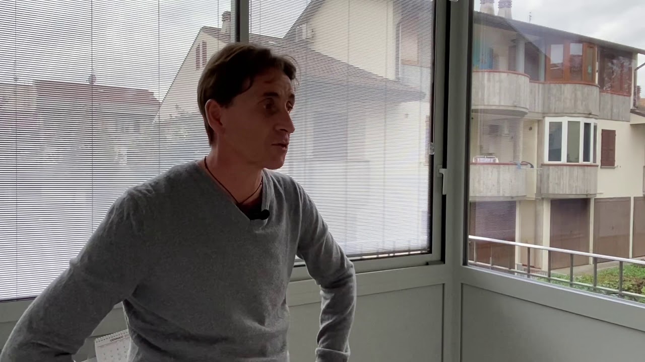Veranda per terrazzo a Forlì, con infissi Poletti Design, parla il proprietario
