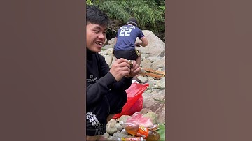 Tết 2025 Độc Lạ - Bắt Cá  Nấu Ăn Giữa Rừng Sâu