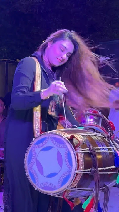 Arishma maryam dhol perfomance |DHOL|#dhol #arishma #talagang #oiumar #travel
