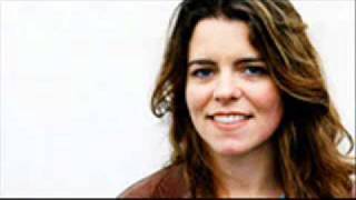 How accurate are experts at predicting the future?