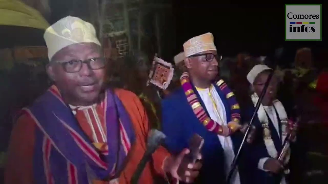 La culture comorienne sur Comoresinfos :  Le DJALICO et Sambé à ntsoudjini