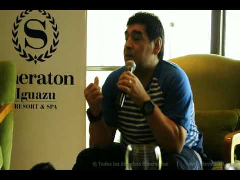 Diego Maradona en Cataratas del Iguazú