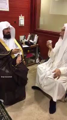 Sheikh Abdur Rahman As Sudaise and Sheikh Ali Ahmed Mullah in Mukkabariyyat-ul-Haram.
