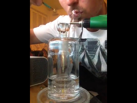 Mobius Matrix Dabbing with Herb Iron