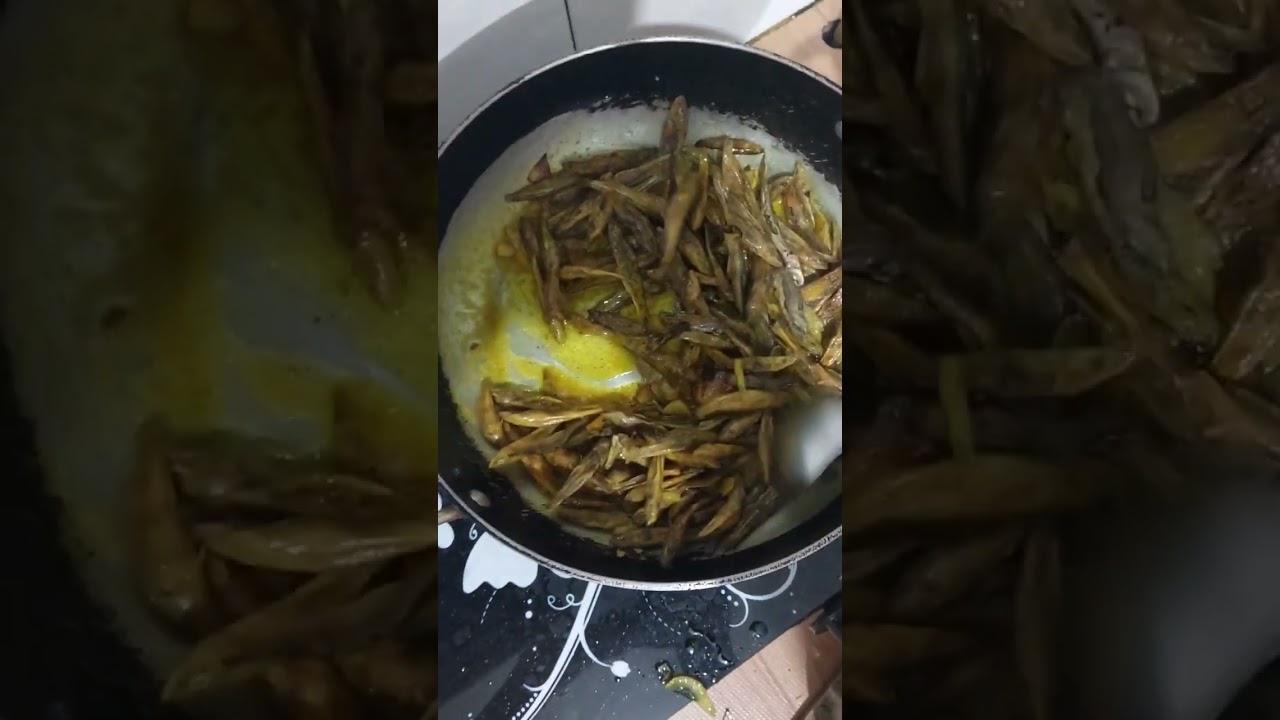 poison berry mixed with Dry fish chakma curry