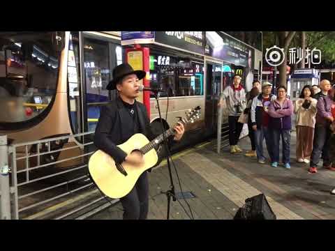【小海南】在香港街頭再次聽到熟悉的《真的愛你》瞬間引起了現場所有人的共鳴