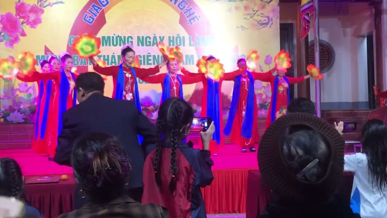 Múa Hội Làng Yên Thư 2