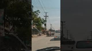 saved #automobile #traffic #roadrage #roadsafety #shortvideo #pakistanireaction #pakistan