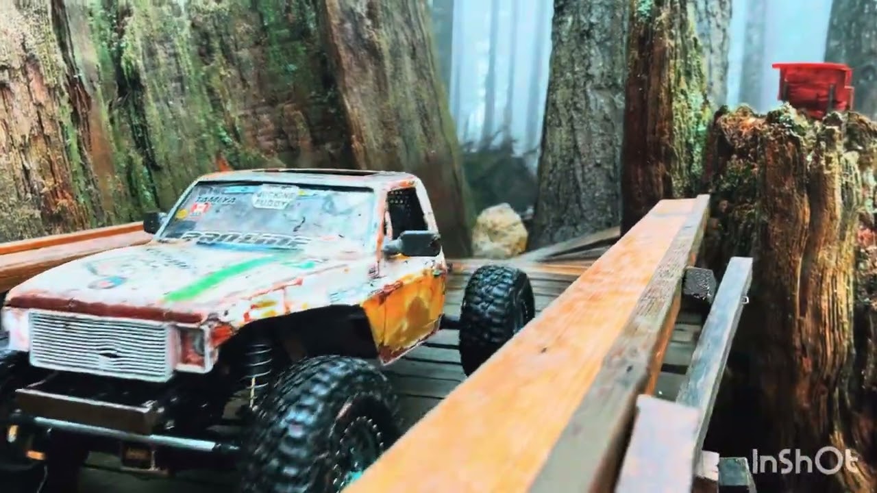 Scale Course Run Axial scx10.3 Wreaker ‘ scx10.2 Chevy & Element Endruo Crawler 