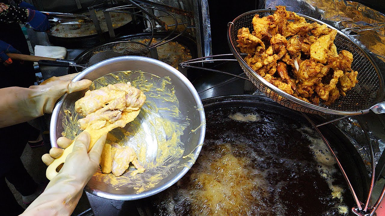 줄서서 먹는 마늘통닭 / fried garlic chicken korean street food YouTube