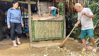 I helped the old man repair the small house