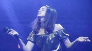 Lana del Rey - Get free en vivo - live (Español - Lyrics)