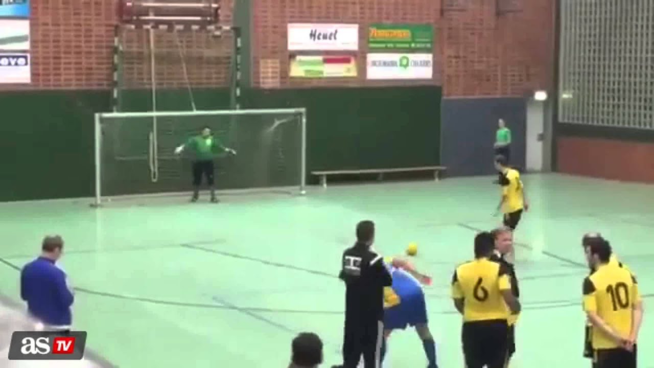 Un vídeo de 15 segundos de la desgracia de un portero