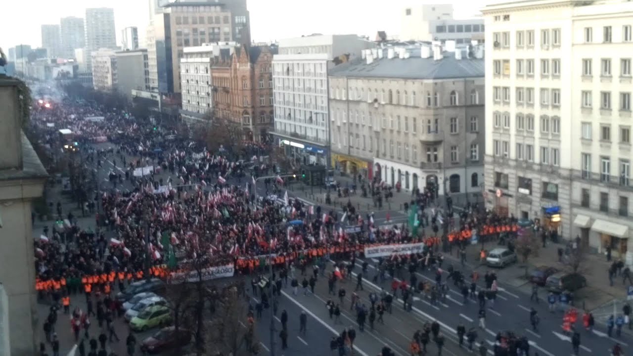 «Марш независимости» в Варшаве | charter97.org