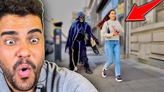 She has no Idea what's behind Her : Grim Reaper Scare Prank