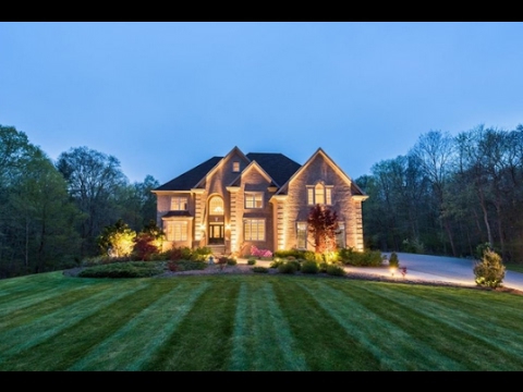 62 Emily WY, Seekonk, MA home video tour