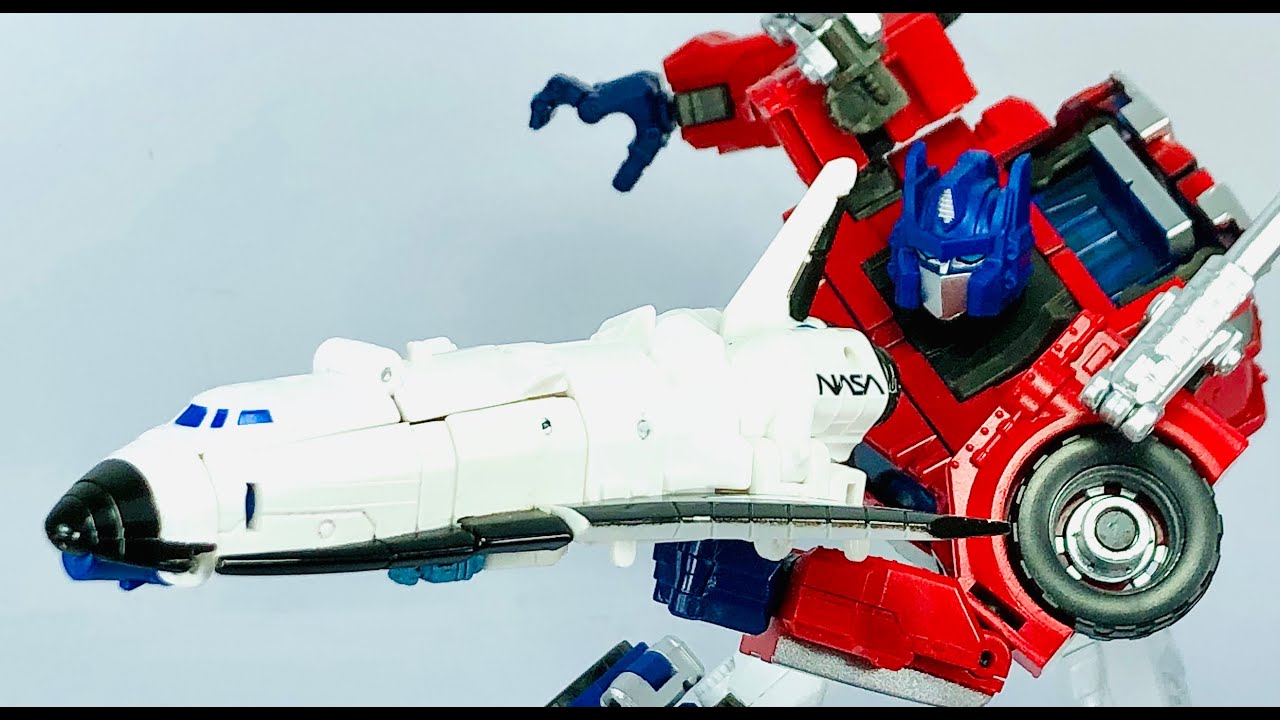 Transformers EARTHRISE Fuzer & Blast Master Chefatron Review