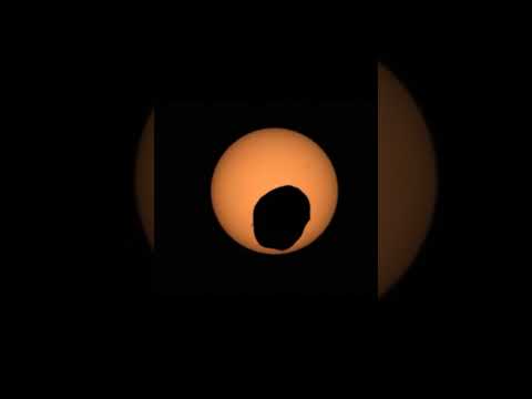 Солнечное затмение на Марсе