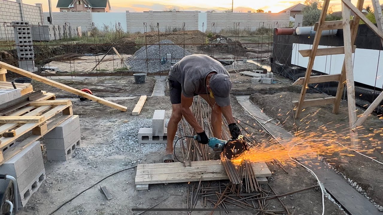 Фундамент дома с гаражом. Армировка фундамента - YouTube