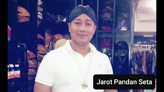 GEGARANING WONG AKRAMI by JAROT PANDAN SETA