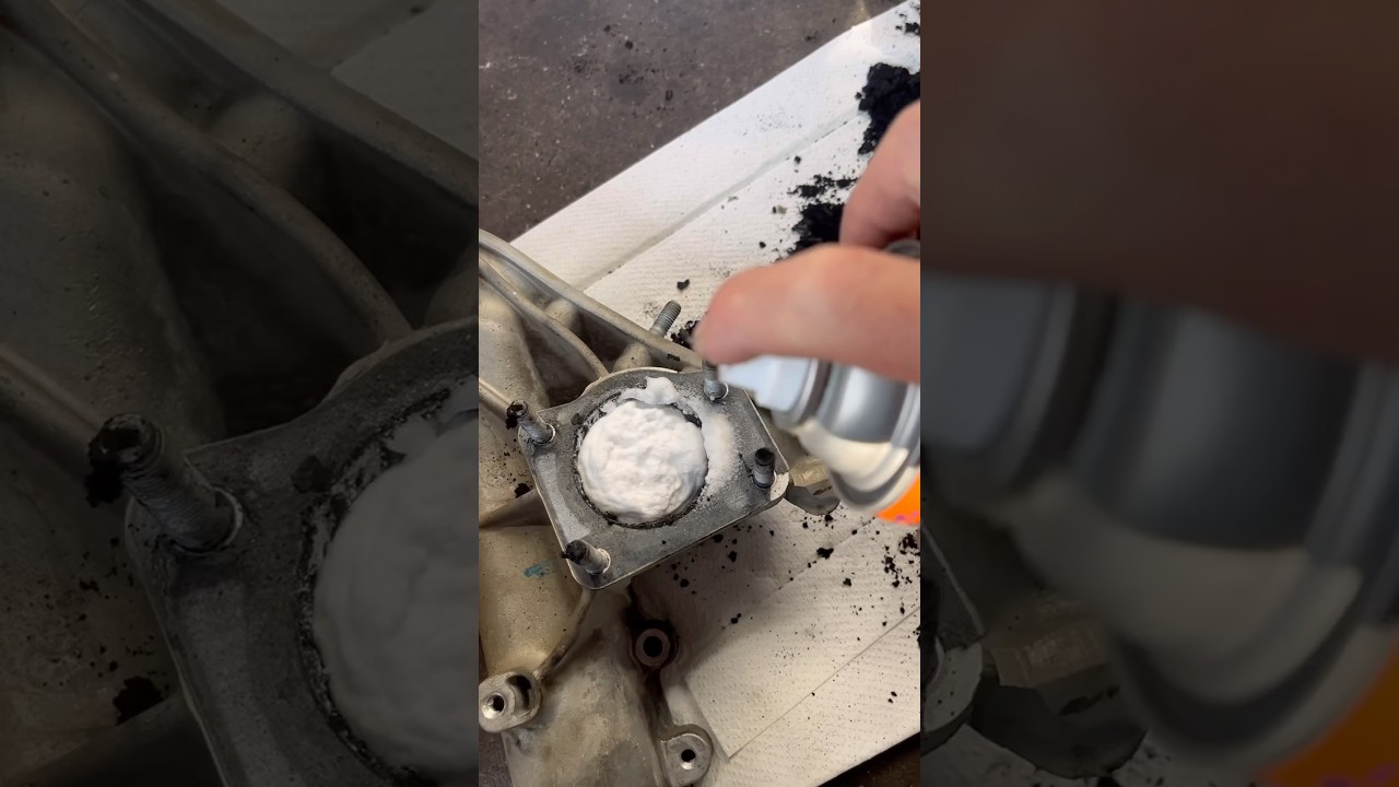 車の修理の話 #automobile #自動車整備 #mechanic #修理 #diy #車 #mechaniclife #メンテナンス #いいね ＃トラック＃カーボン＃エンスト＃エンジン