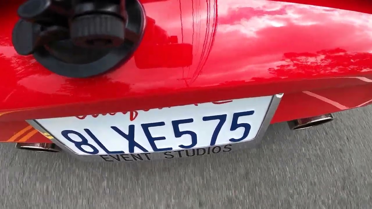 2018 Ferrari 488 Spider (Stock Exhaust) I Love The V8 Noise !