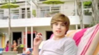 Dylan and Cole Sprouse Pics ☮