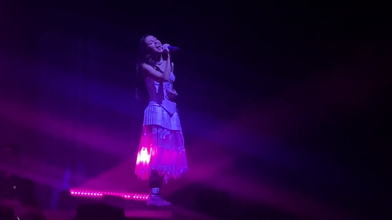 Olivia Rodrigo Favorite Crime 20220414 Sour Tour Minneapolis