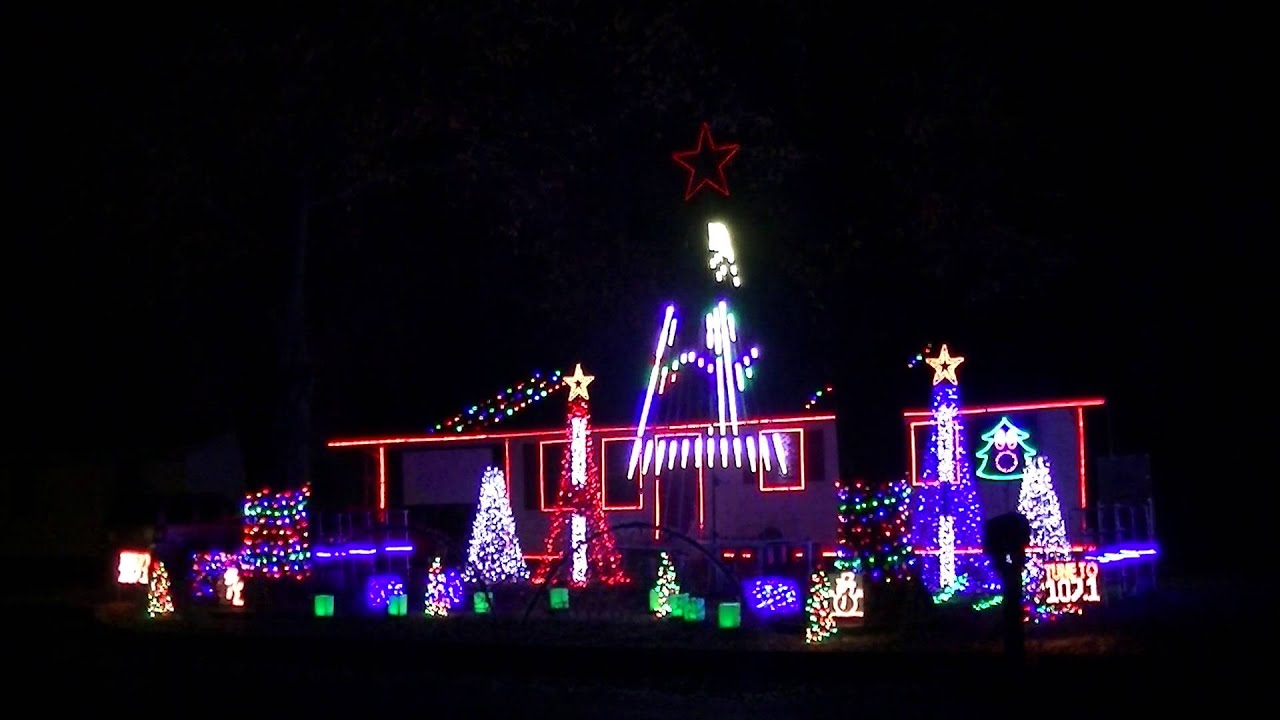 2015 - Frosty the Snowman - Jimmy Durante - Decatur, AL - Lights on ...