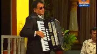 Podigai TV Thullatha Manamum Thullum, Patrick, Accordion.MPG chords