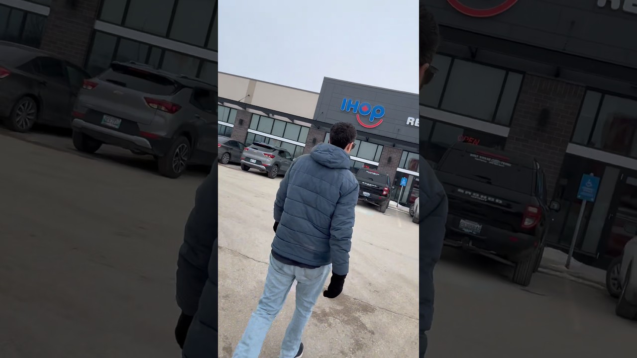 Завтрак в I-Hop с моими мальчишками 