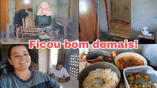 DEPOIS DE DIAS 😁 FINALIZAMOS O PISO | ALMOÇO FRESQUINHO | NOSSA HORTA