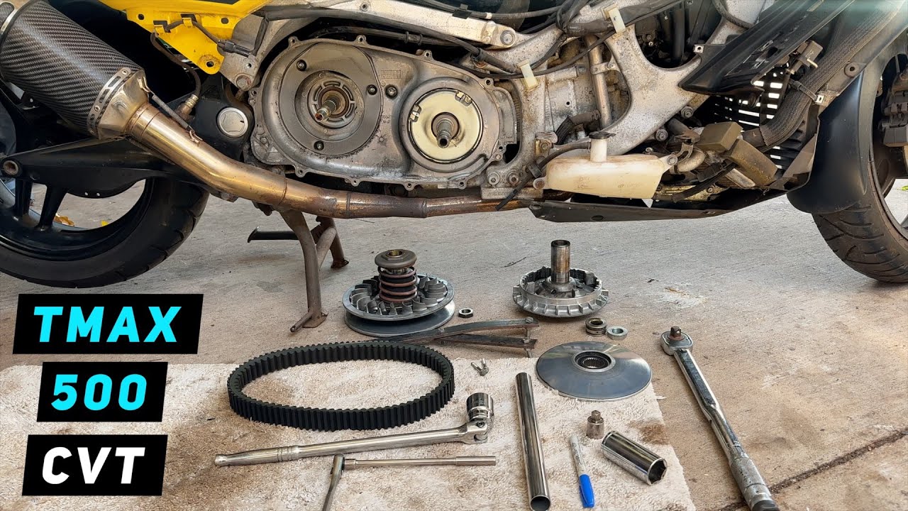 Yamaha Tmax 500 - CVT Removal / Installation ( clutch / belt / rollers ) | Mitch's Scooter Stuff
