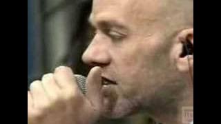 R.E.M-losing my religion ESPECTACULAR en vivo-(canada)