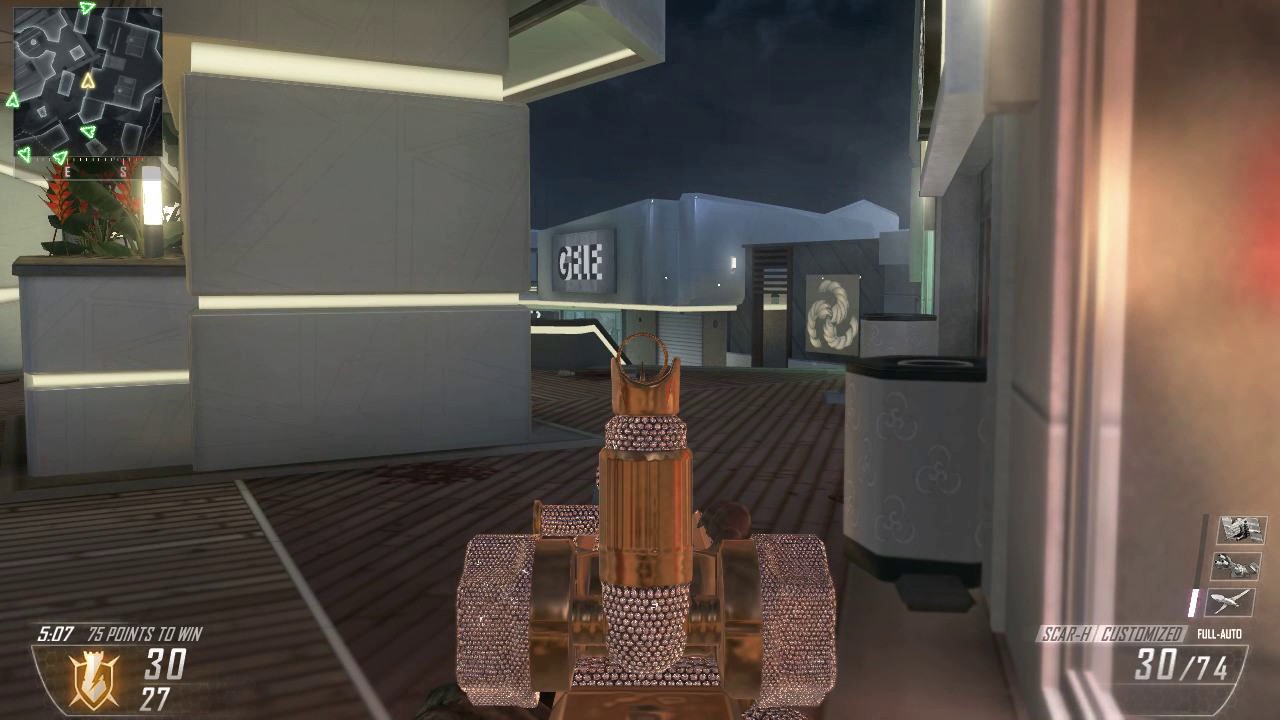 Snap to target in peripheral vision.