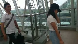 What? Tour Guide Si Charot?