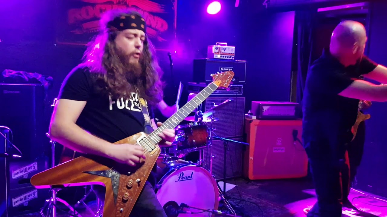 +++ DEADLY VIPERS (1) 