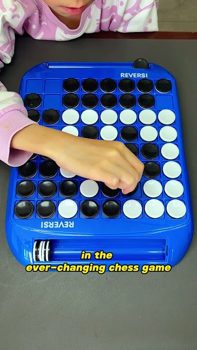 An indispensable intellectual board game for family gatherings: Reversi #puzzle#familygames