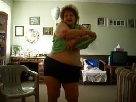 Скрытой камерой толстых баб. Бабушки перед веб камерой. Жирные бабки веб камера. Пожилые женщины веб камера.