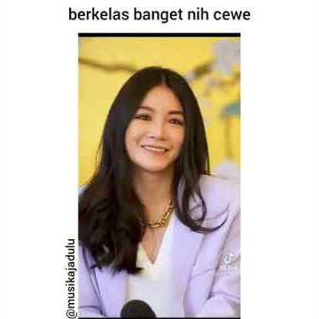 Story wa• Uang bukan segalanya, Tuhan segalanya dan Segalanya butuh uang
