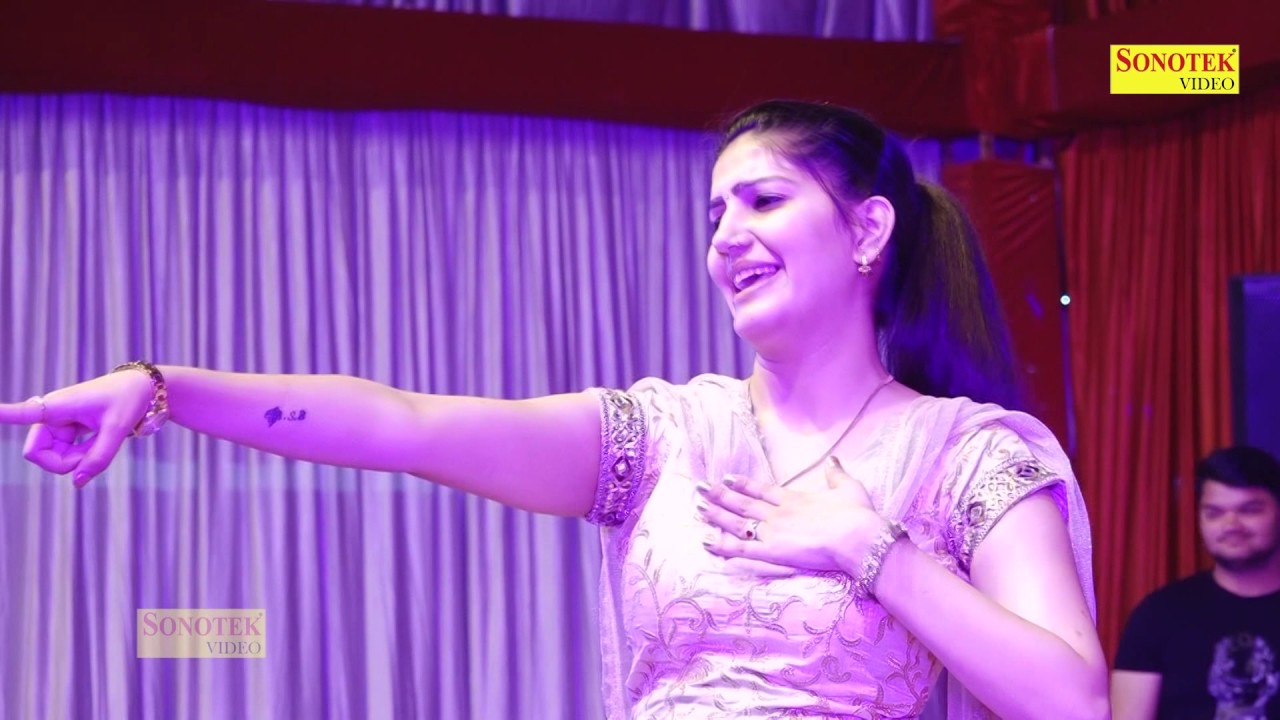 Navratri के मोके पर पहली बार माता जी के संग नाची सपना! सबसे प्यारा डांस! Sapna Navratri स्पेशल Dance haryanvi songs download haryanavi mp4