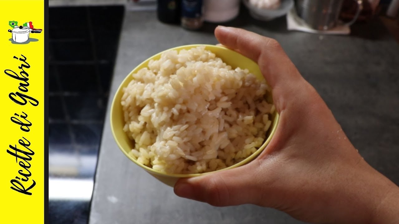 Con un avanzo di RISO faccio un OTTIMA CENA IN MENO DI 10 MINUTI, SENZA CARNE - Ricetta Gabri