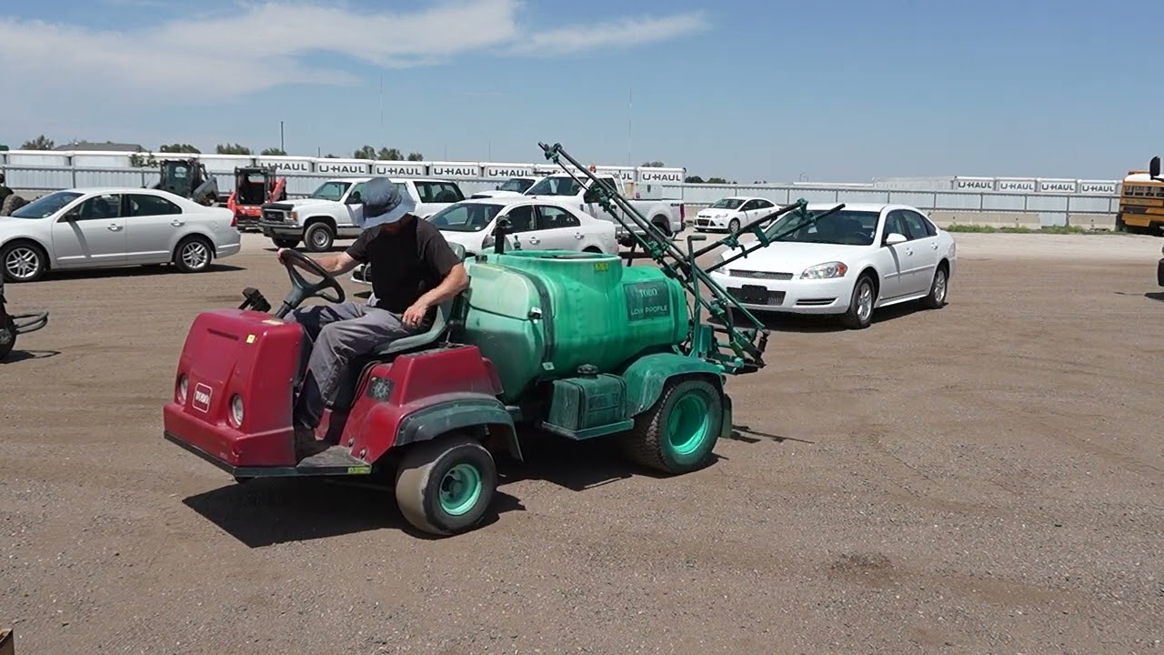 285 - Toro 41163 Multi Pro 1250 Spray Pro RWD Utility Cart
