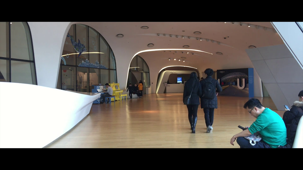 EP09: SEOULcast - "The Ins and Outs of Dongdaemun Design Plaza in Seoul's Fashion District"