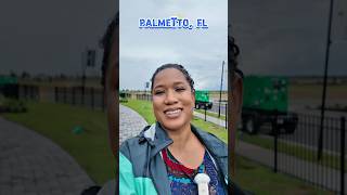 Palmetto, FL,This spacious 2,833 sq ft home offers 3 bedrooms, 3.5 bathrooms, and a 3-car garage