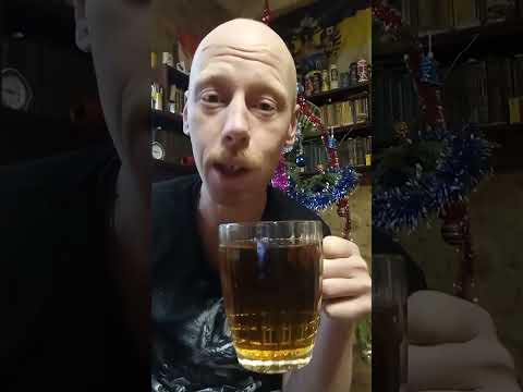 Саня Васин поздравляет Артура Орешкина с днём рождения! #beer #поздравление #зима