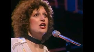 BARBARA DICKSON - ANOTHER SUITCASE IN ANOTHER HALL (EVITA) 1977 chords