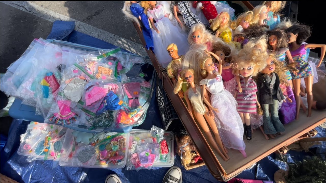 Found Vintange  in  Box Barbies at Flea Market. Encontre Barbies en Caja en el Tianguis
