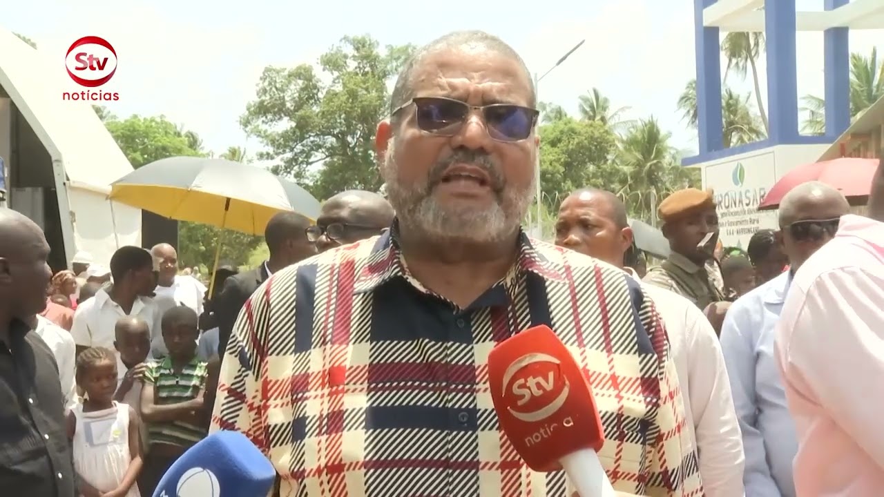 PROFESSORES AMEAÇAS GREVE POR DÍVIDAS DE HORAS EXTRAS